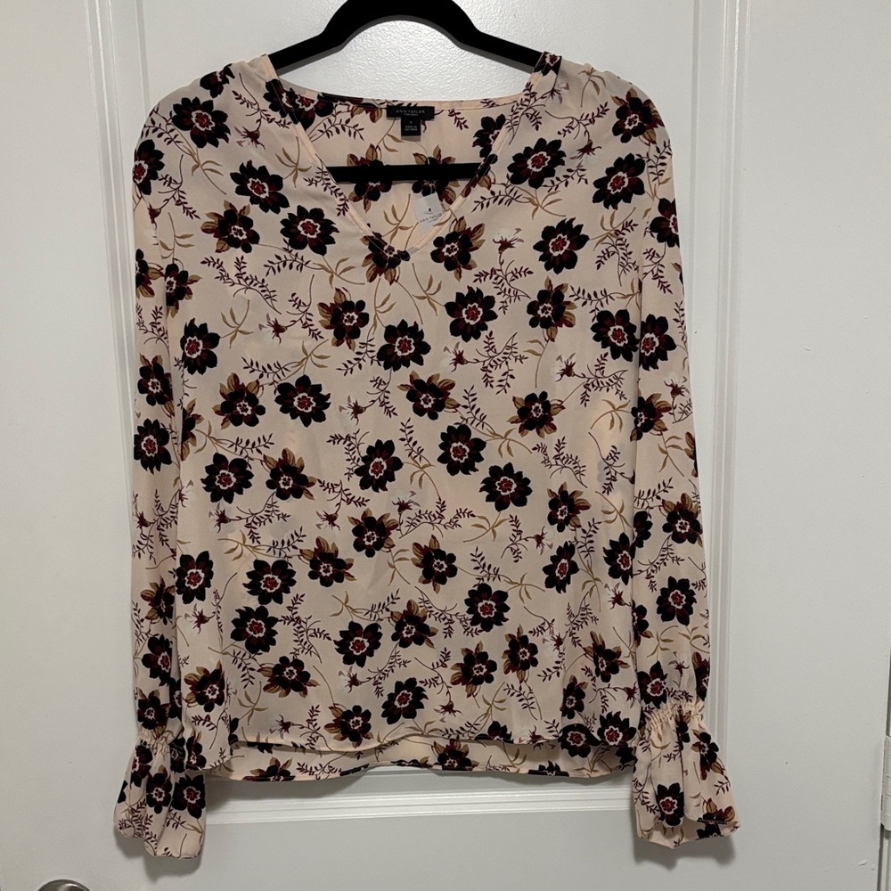 Ann Taylor Cream Floral Long-Sleeve Blouse